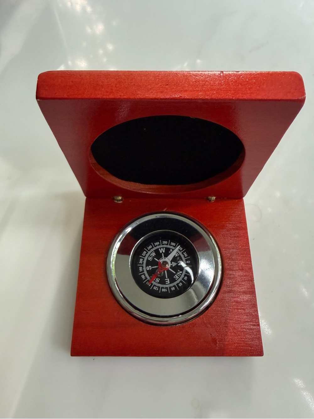Yale Alumni Wooden Desk Compass Box nWOT